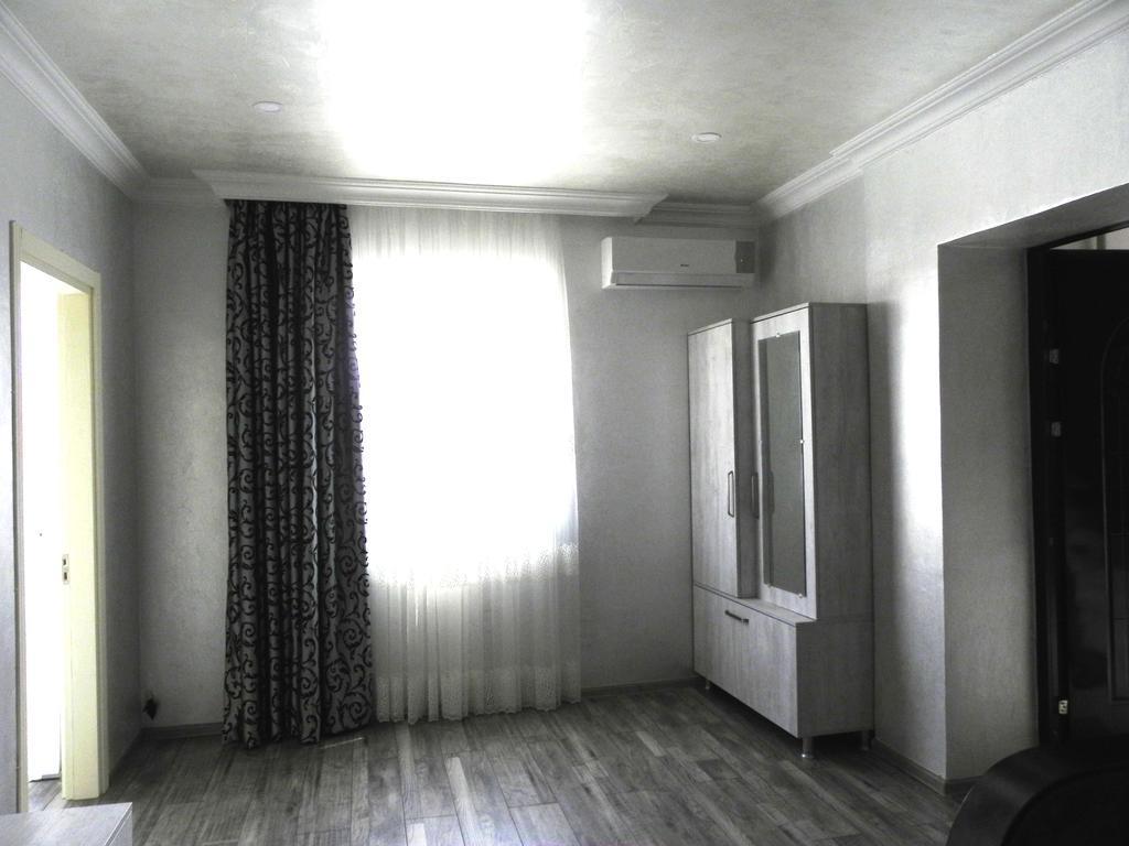 Penthouse Apartment In Batoemi Buitenkant foto